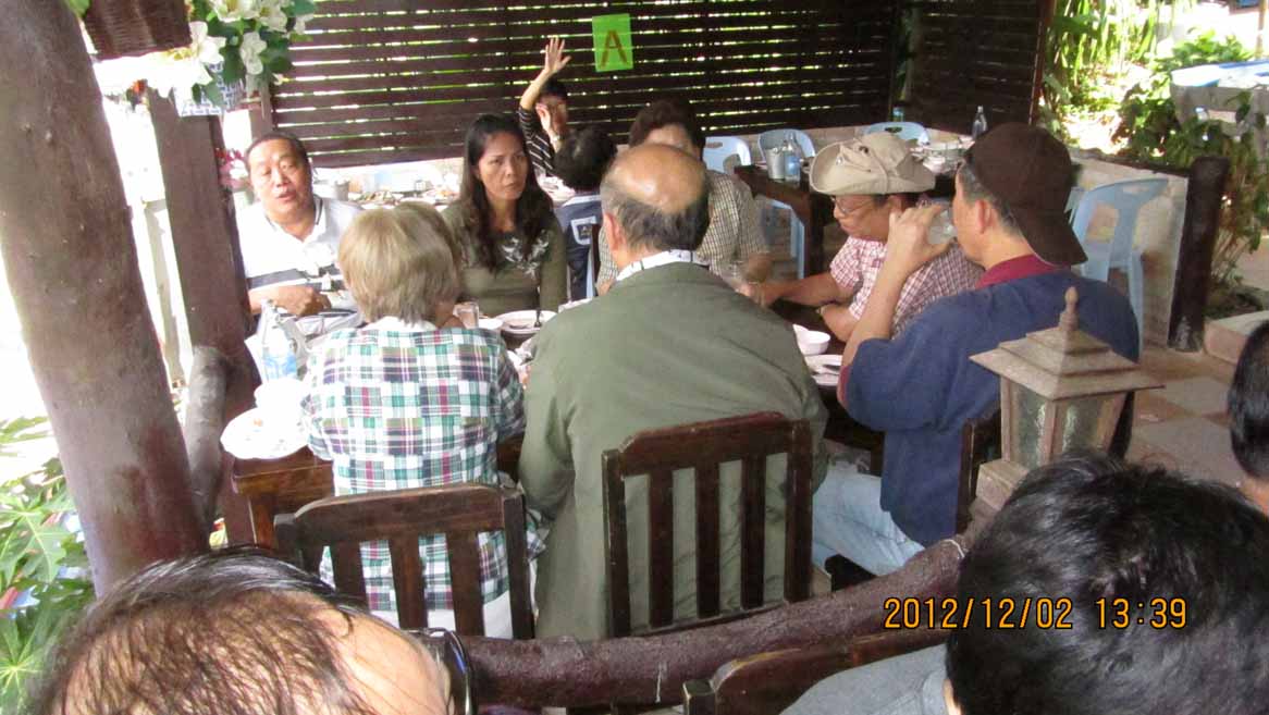 Lunch_at_Malee 14.JPG 108.2K